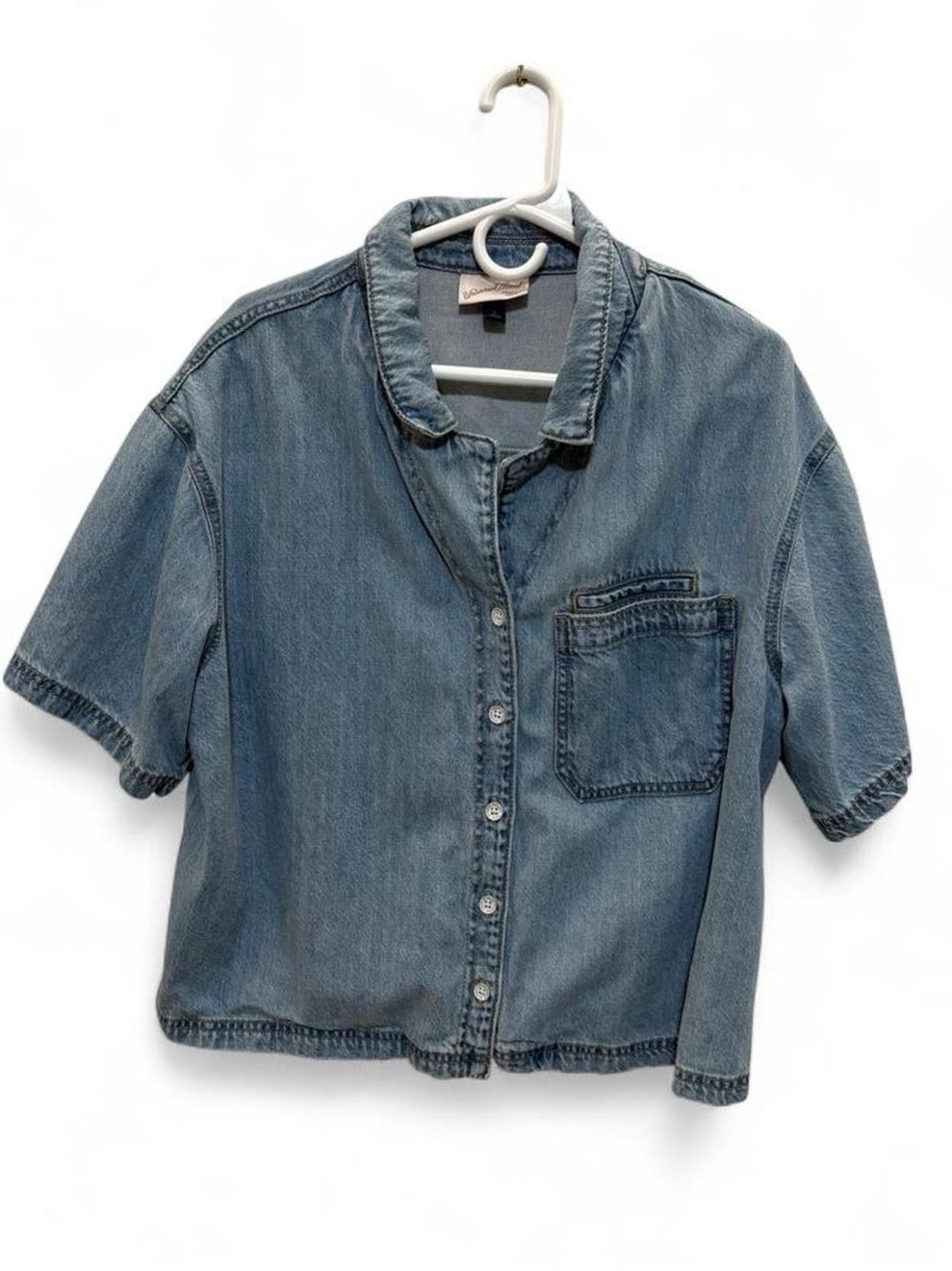 Universal Thread Washed Denim Short-Sleeve Button-Down Shirt - Blue